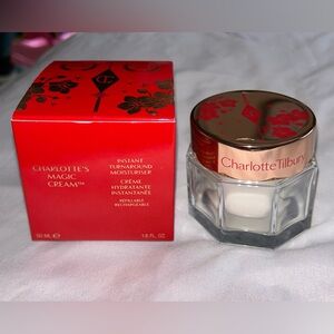 Charlotte tilbury magic cream moisturizer
